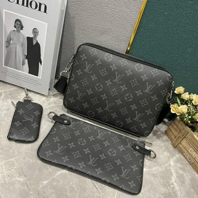 louis vuitton aaa homme mini sac a main s_113a2a74